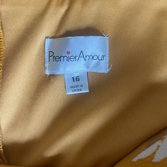 Yellow Floral Maxi Dress - Picture 6 of 6